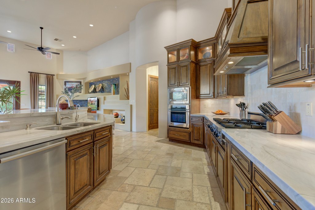 Gold Canyon, Arizona, 85118, United States, 4 Bedrooms Bedrooms, ,5.5 BathroomsBathrooms,Residential,Forsale,1963295