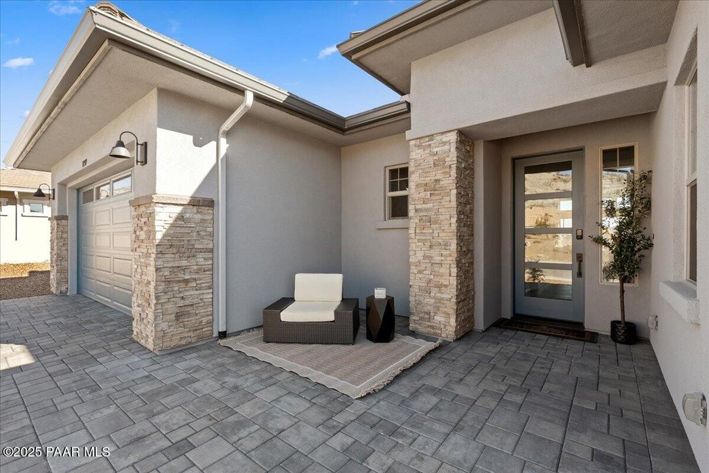 Prescott, Arizona, 86301, United States, 3 Bedrooms Bedrooms, ,2.5 BathroomsBathrooms,Residential,Forsale,2011267