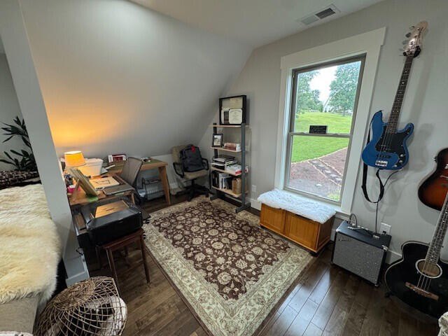 Jasper, Tennessee, 37347, United States, 4 Bedrooms Bedrooms, ,4 BathroomsBathrooms,Residential,Forsale,1963565