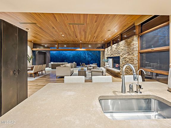 Tucson, Arizona, 85739, United States, 2 Bedrooms Bedrooms, ,3 BathroomsBathrooms,Residential,Forsale,2004442