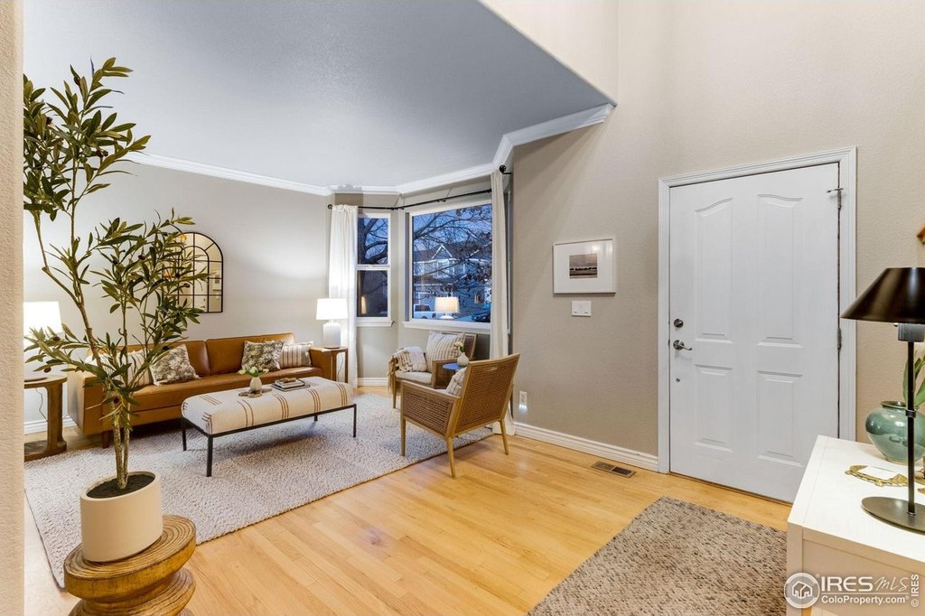 Windsor, Colorado, 80528, United States, 5 Bedrooms Bedrooms, ,3.5 BathroomsBathrooms,Residential,Forsale,2009202