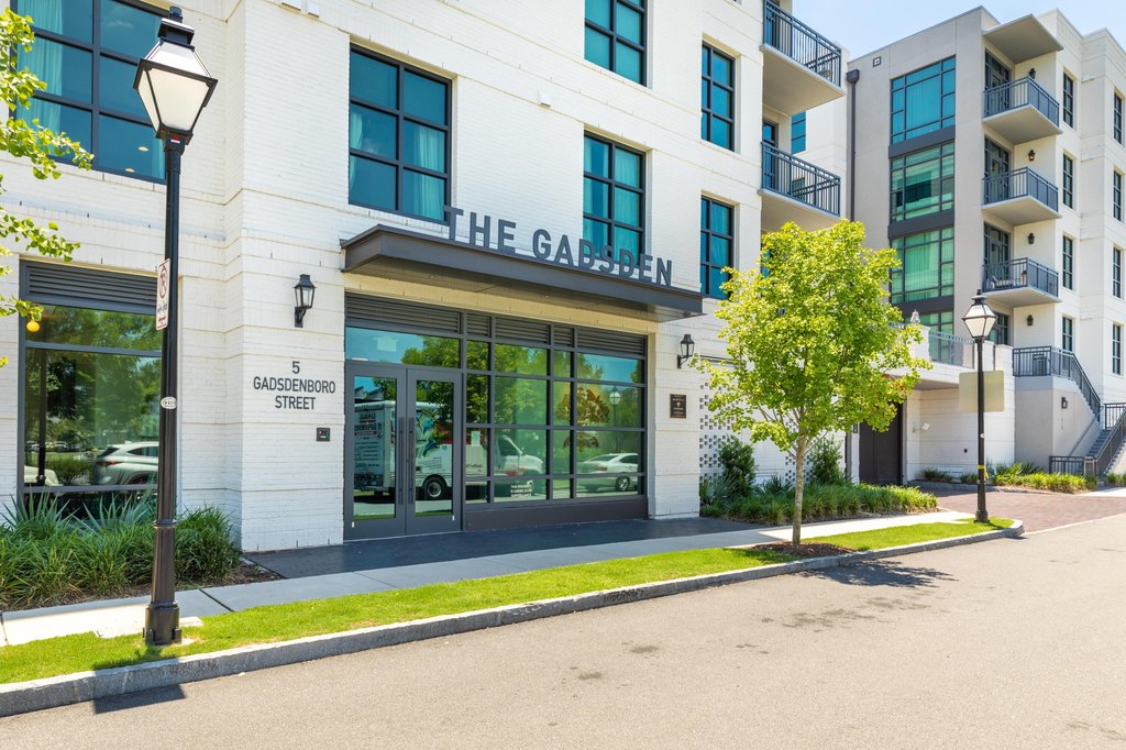 Charleston, South Carolina, 29401, United States, 2 Bedrooms Bedrooms, ,2 BathroomsBathrooms,Residential,Forsale,2007728