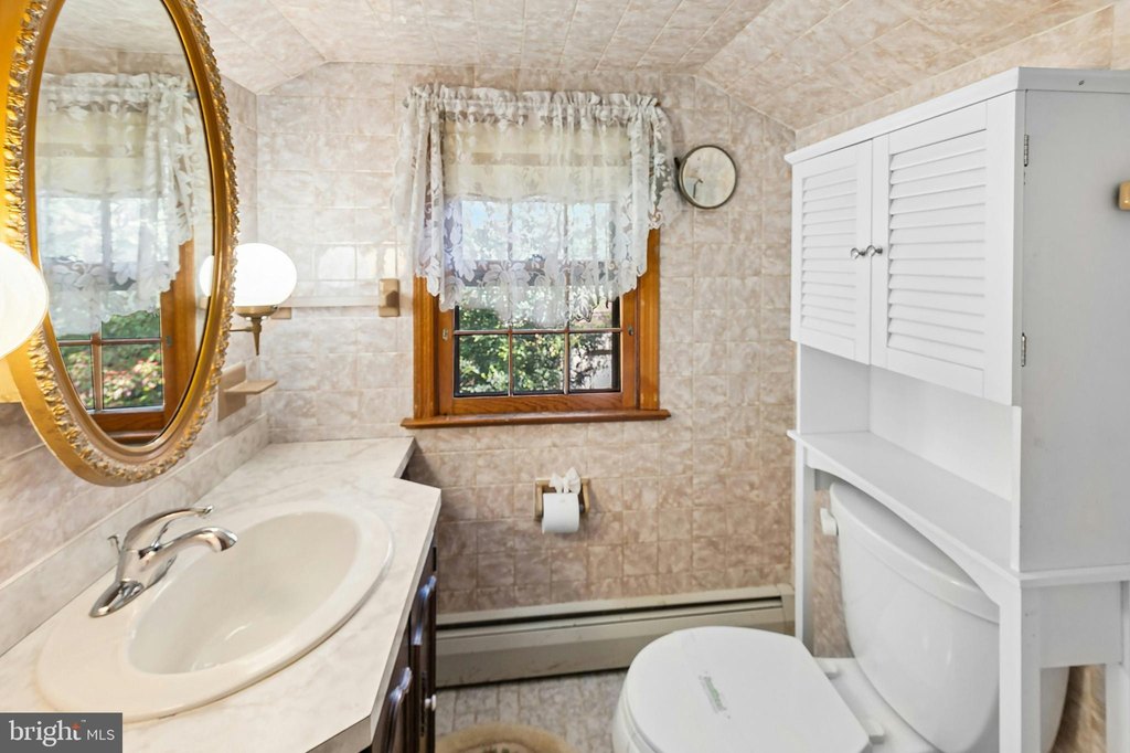 BETHLEHEM, Pennsylvania, 18015, United States, 5 Bedrooms Bedrooms, ,2.5 BathroomsBathrooms,Residential,Forsale,2009566