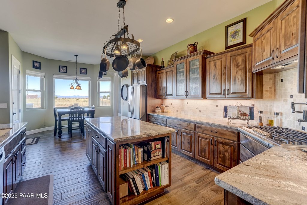 Prescott Valley, Arizona, 86315, United States, 4 Bedrooms Bedrooms, ,2.5 BathroomsBathrooms,Residential,Forsale,1968222