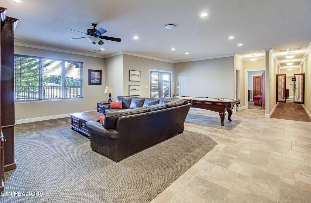 Vonore, Tennessee, 37885, United States, 4 Bedrooms Bedrooms, ,4.5 BathroomsBathrooms,Residential,Forsale,1960237