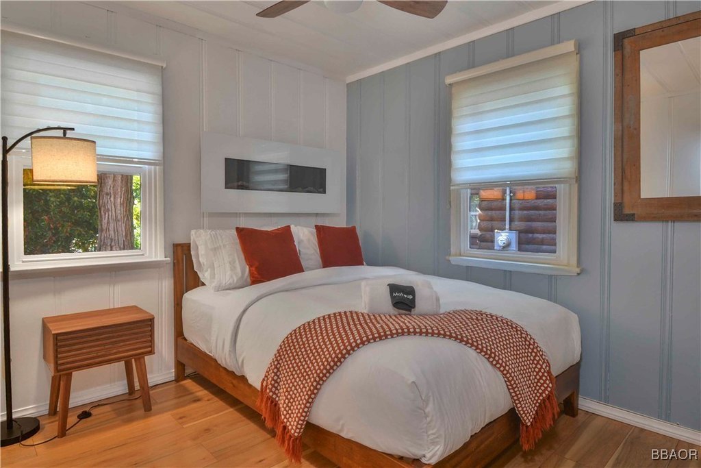 Lake Arrowhead, California, 92352, United States, 2 Bedrooms Bedrooms, ,2 BathroomsBathrooms,Residential,Forsale,1886279