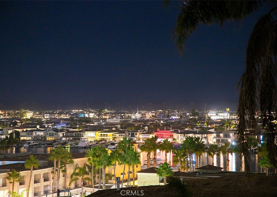 Newport Beach, California, 92663, United States, 5 Bedrooms Bedrooms, ,5 BathroomsBathrooms,Residential,Forsale,2009211