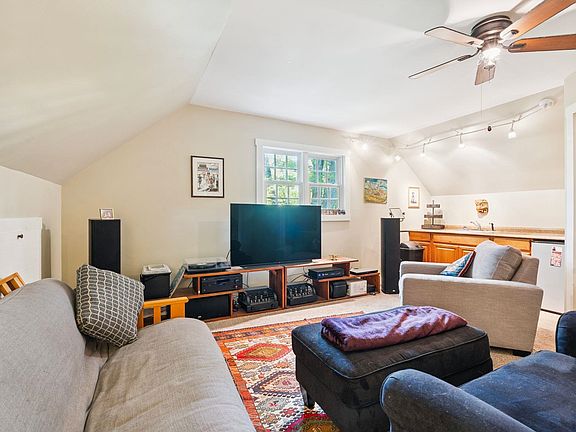 Randolph, Vermont, 05061, United States, 5 Bedrooms Bedrooms, ,2.5 BathroomsBathrooms,Residential,Forsale,2004854