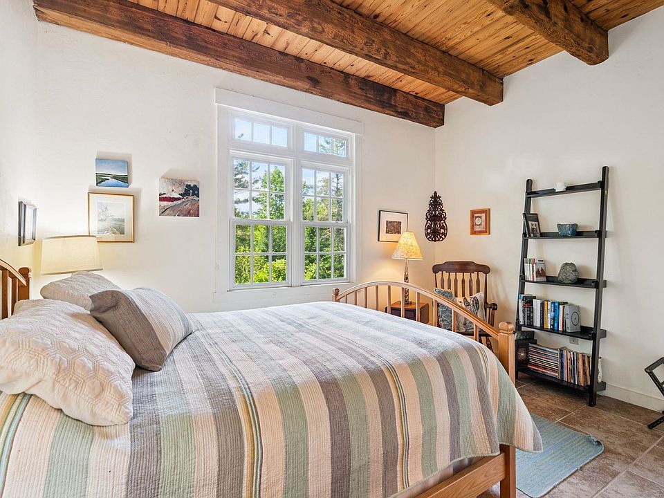 Randolph, Vermont, 05061, United States, 5 Bedrooms Bedrooms, ,2.5 BathroomsBathrooms,Residential,Forsale,2004854