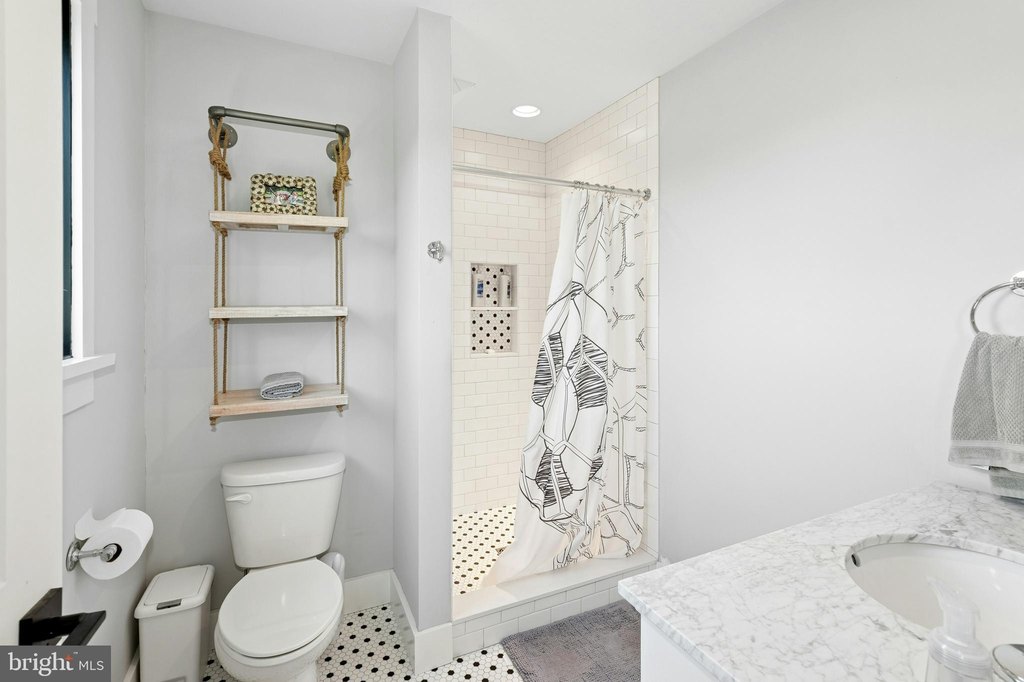 BETHLEHEM, Pennsylvania, 18015, United States, 4 Bedrooms Bedrooms, ,4.5 BathroomsBathrooms,Residential,Forsale,2009530