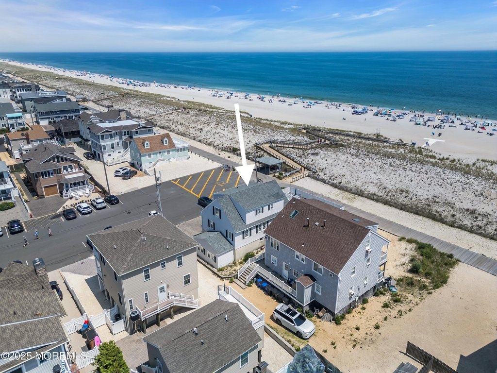 Lavallette, New Jersey, 08735, United States, 5 Bedrooms Bedrooms, ,4 BathroomsBathrooms,Residential,Forsale,1922693