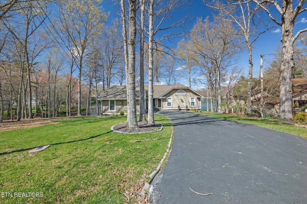 Crossville, Tennessee, 38558, United States, 3 Bedrooms Bedrooms, ,2 BathroomsBathrooms,Residential,Forsale,1907879