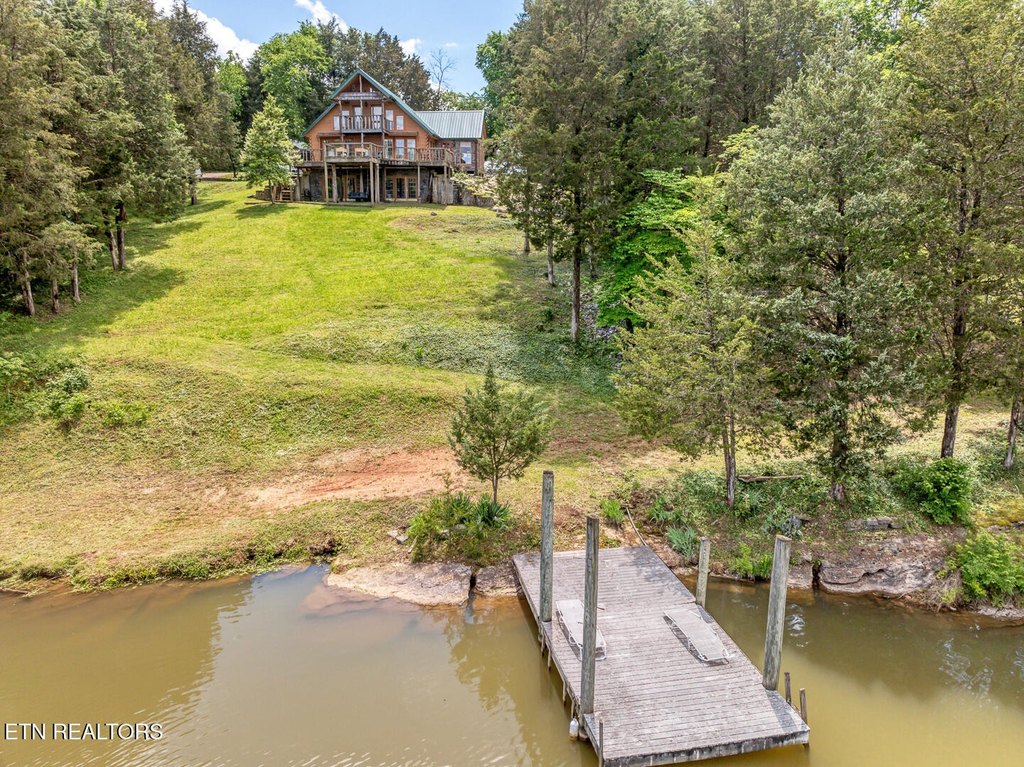 Louisville, Tennessee, 37777, United States, 2 Bedrooms Bedrooms, ,2 BathroomsBathrooms,Residential,Forsale,1893780