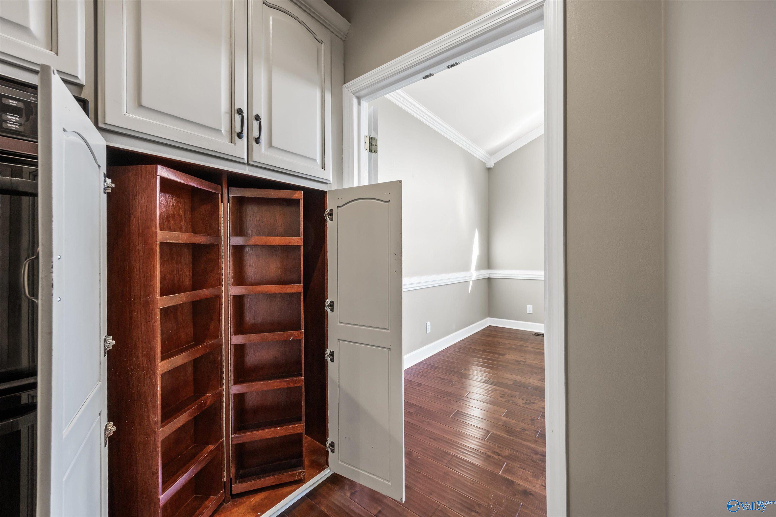 Owens Cross Roads, Alabama, 35763, United States, 5 Bedrooms Bedrooms, ,2.5 BathroomsBathrooms,Residential,Forsale,2007713