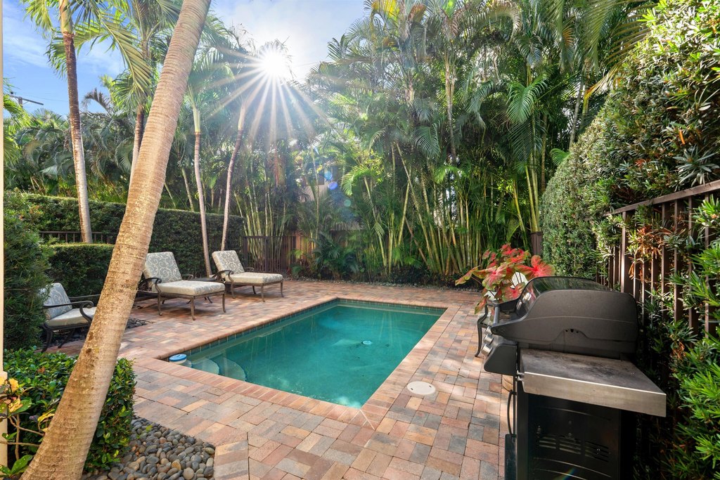 Delray Beach, Florida, 33483, United States, 3 Bedrooms Bedrooms, ,2.5 BathroomsBathrooms,Residential,Forsale,2010634