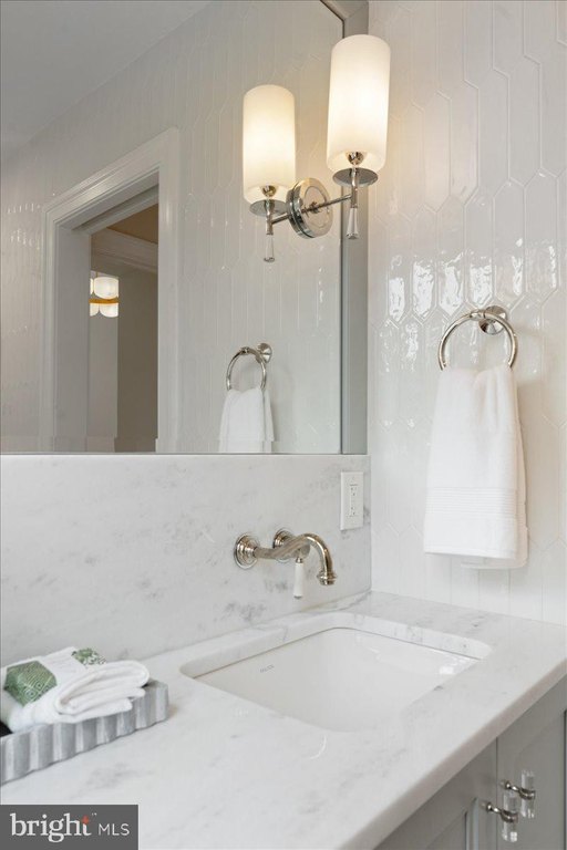 NEW HOPE, Pennsylvania, 18938, United States, 3 Bedrooms Bedrooms, ,2.5 BathroomsBathrooms,Residential,Forsale,2009513