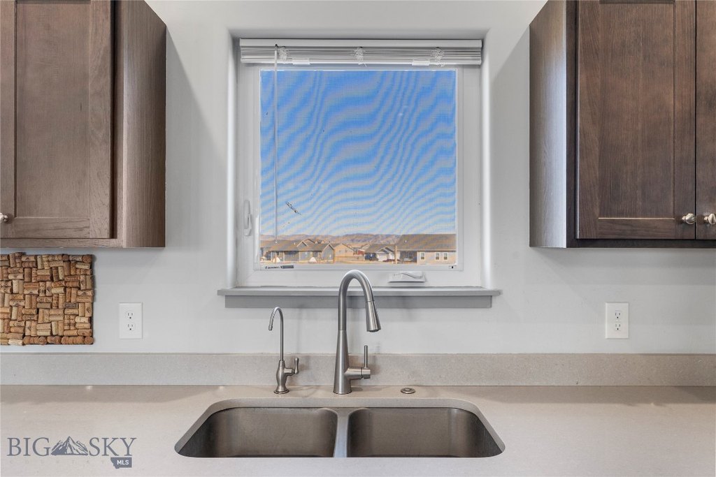 Three Forks, Montana, 59752, United States, 3 Bedrooms Bedrooms, ,2 BathroomsBathrooms,Residential,Forsale,1986985