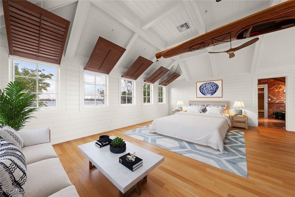 Captiva, Florida, 33924, United States, 3 Bedrooms Bedrooms, ,3 BathroomsBathrooms,Residential,Forsale,2011969