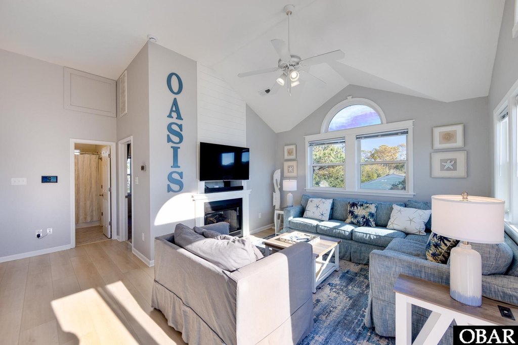 Corolla, North Carolina, 27927, United States, 5 Bedrooms Bedrooms, ,3 BathroomsBathrooms,Residential,Forsale,2010251