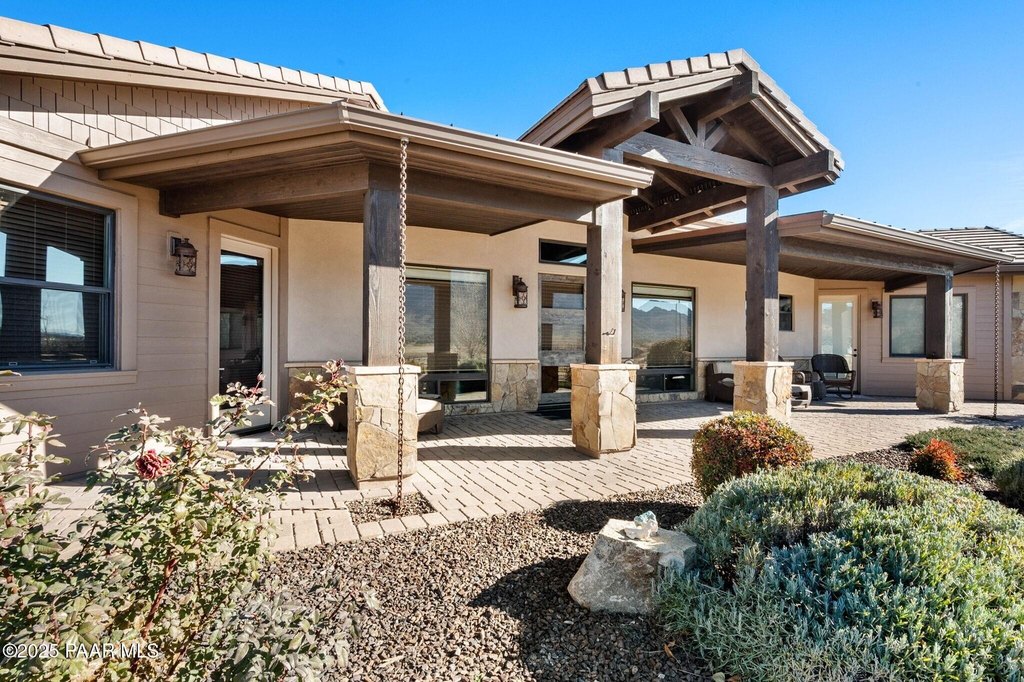 Prescott, Arizona, 86305, United States, 3 Bedrooms Bedrooms, ,8.5 BathroomsBathrooms,Residential,Forsale,2011268