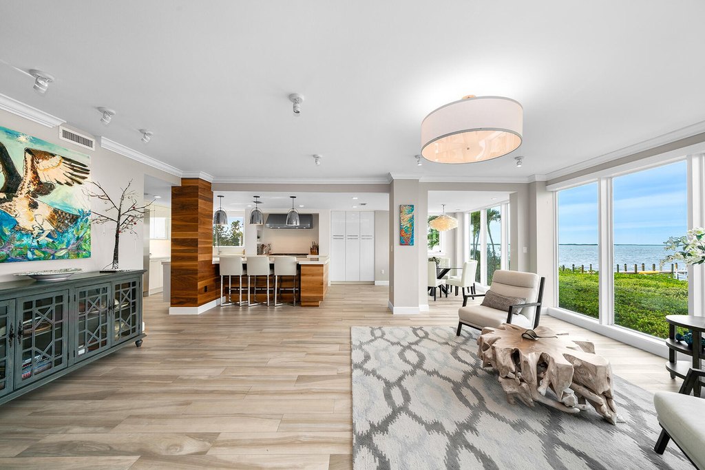 Key Largo, Florida, 33037, United States, 5 Bedrooms Bedrooms, ,3.5 BathroomsBathrooms,Residential,Forsale,1971978