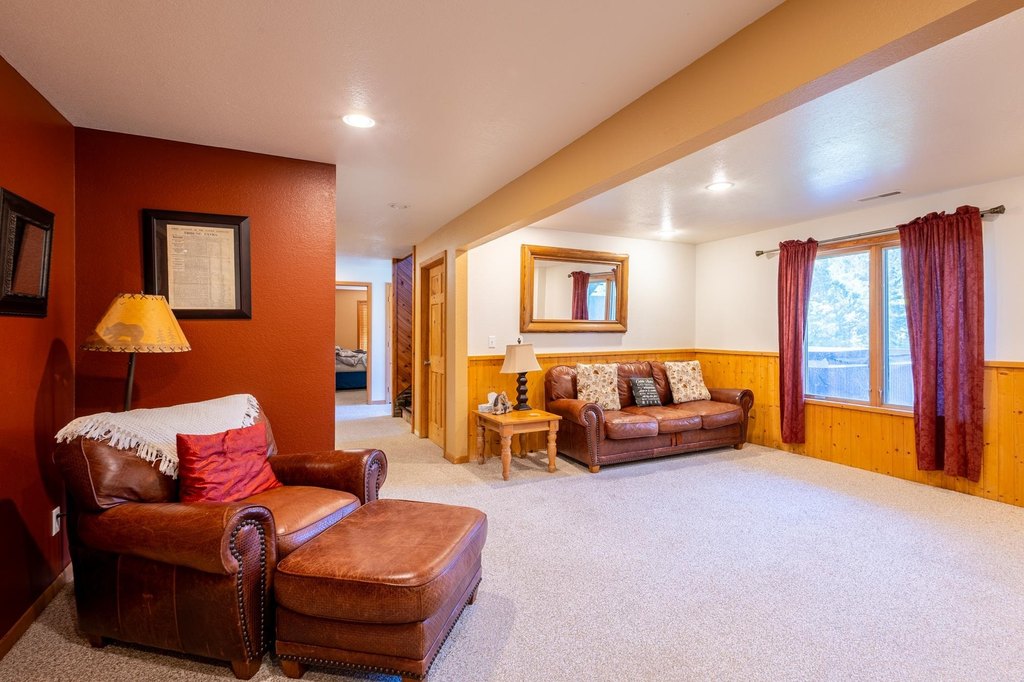 Sturgis, South Dakota, 57785, United States, 4 Bedrooms Bedrooms, ,3 BathroomsBathrooms,Residential,Forsale,1962250