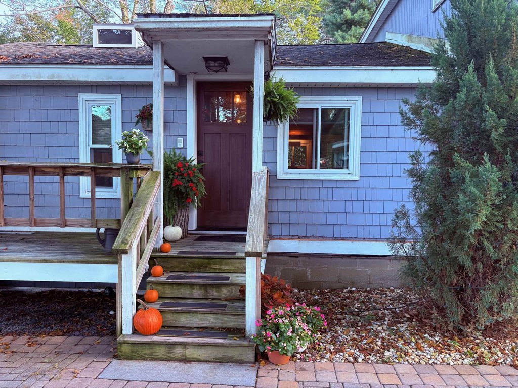 Kingston, New Hampshire, 03848, United States, 3 Bedrooms Bedrooms, ,2.5 BathroomsBathrooms,Residential,Forsale,2002414