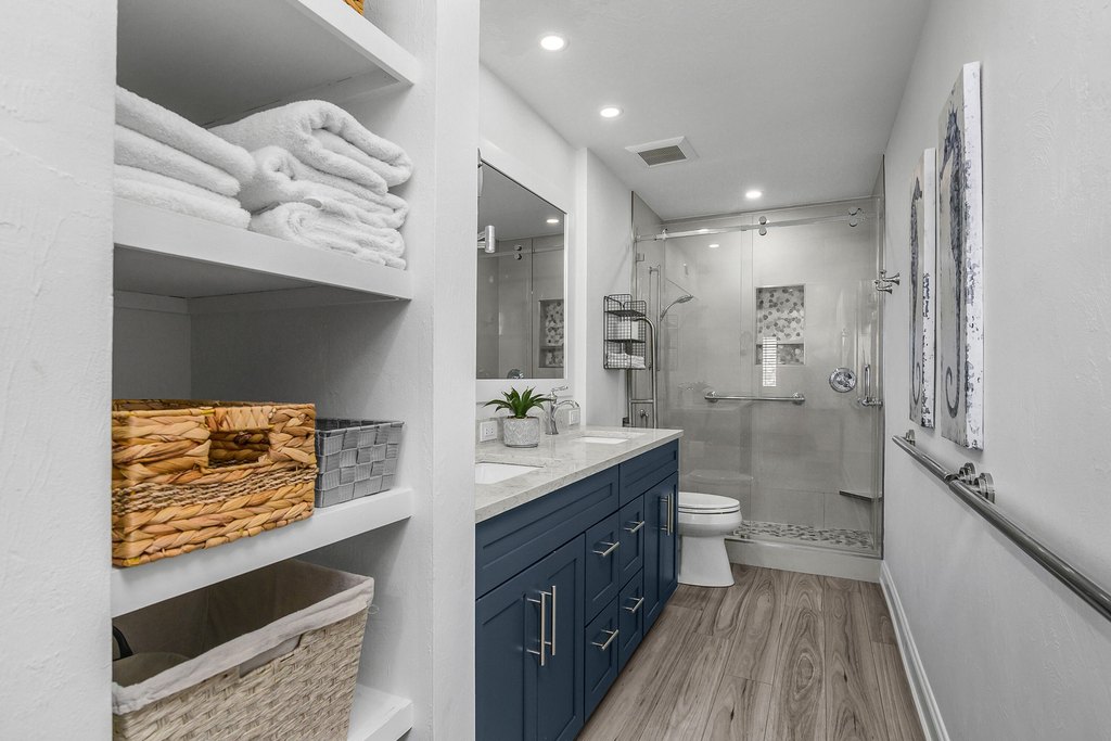 Marco Island, Florida, 34145, United States, 2 Bedrooms Bedrooms, ,2 BathroomsBathrooms,Residential,Forsale,2011560