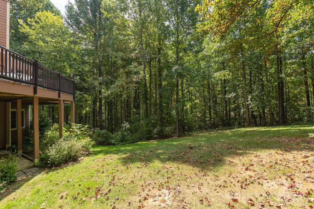 Flat Rock, North Carolina, 28731, United States, 3 Bedrooms Bedrooms, ,3 BathroomsBathrooms,Residential,Forsale,1985995