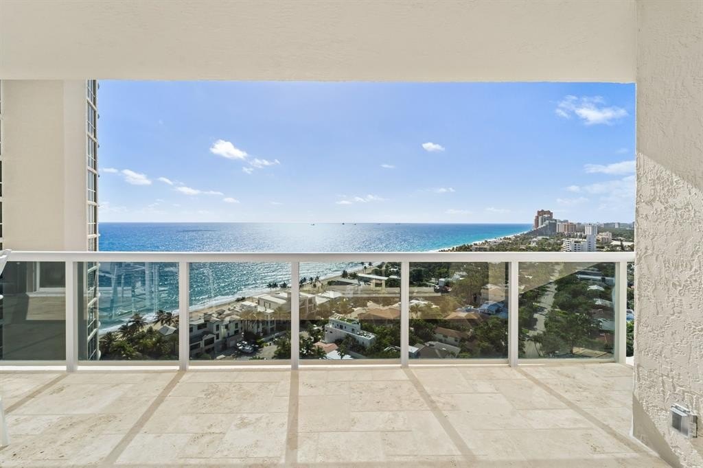 Fort Lauderdale, Florida, 33308, United States, 2 Bedrooms Bedrooms, ,2.5 BathroomsBathrooms,Residential,Forsale,1968240