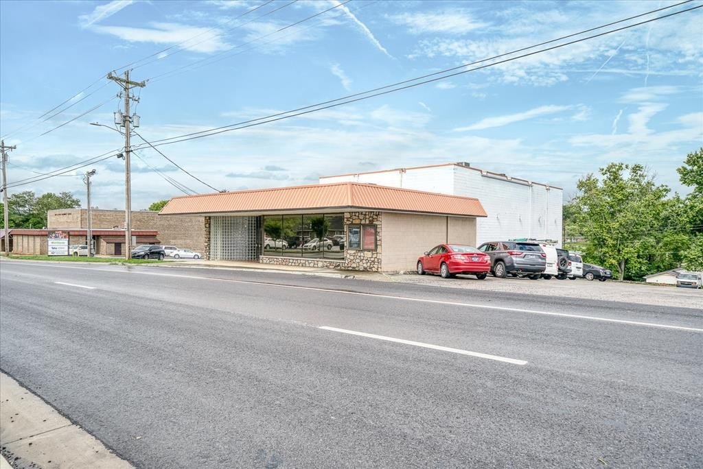 Livingston, Tennessee, 38570, United States, ,Residential,Forsale,1968521