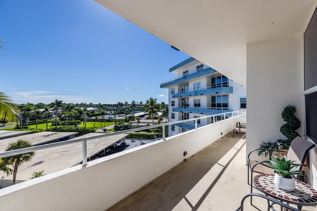 Marco Island, Florida, 34145, United States, 2 Bedrooms Bedrooms, ,2 BathroomsBathrooms,Residential,Forsale,1971920