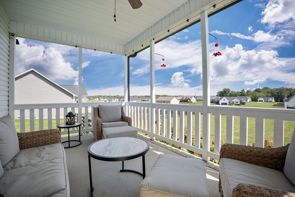 Cookeville, Tennessee, 38501, United States, 3 Bedrooms Bedrooms, ,2.5 BathroomsBathrooms,Residential,Forsale,1996610