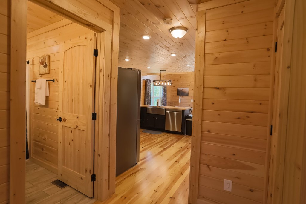 Sevierville, Tennessee, 37862, United States, 3 Bedrooms Bedrooms, ,2 BathroomsBathrooms,Residential,Forsale,1973585