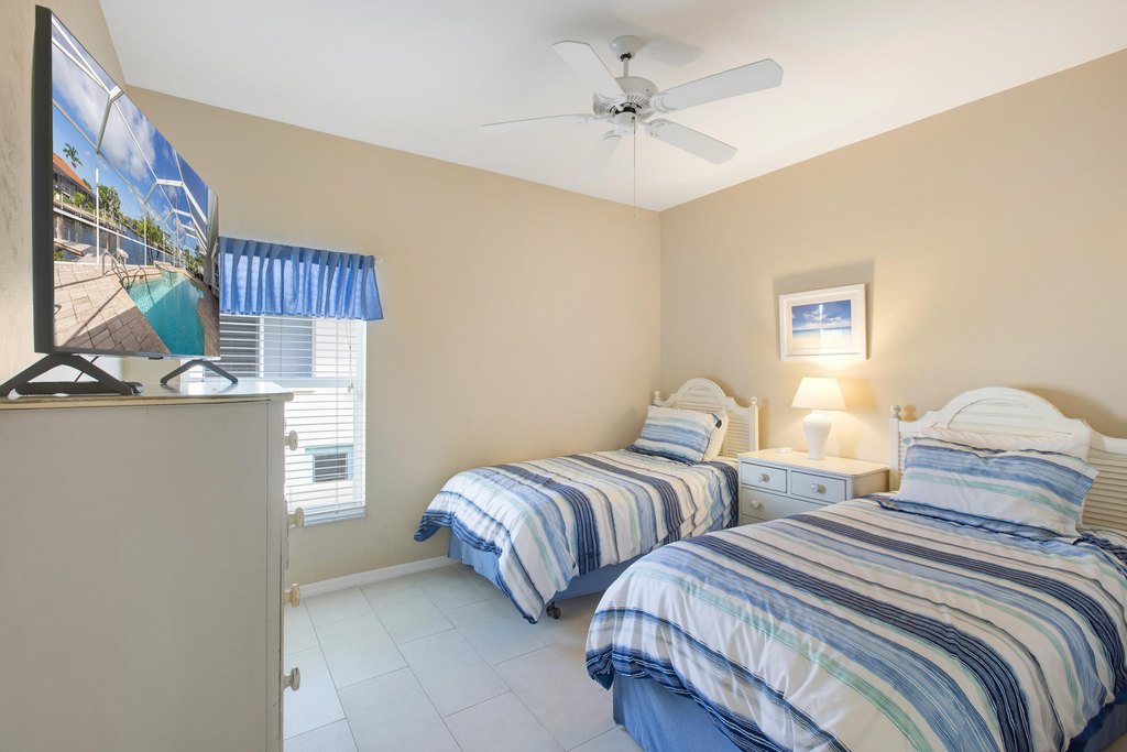 Marco Island, Florida, 34145, United States, 3 Bedrooms Bedrooms, ,2 BathroomsBathrooms,Residential,Forsale,1971919