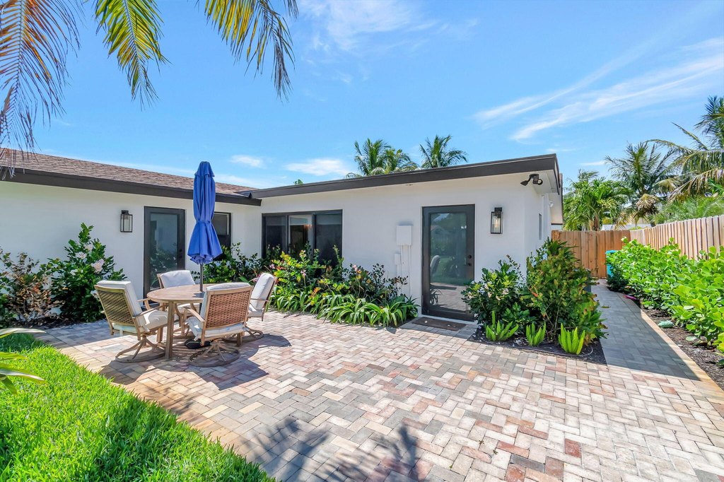 Boynton Beach, Florida, 33435, United States, 5 Bedrooms Bedrooms, ,3 BathroomsBathrooms,Residential,Forsale,1969906