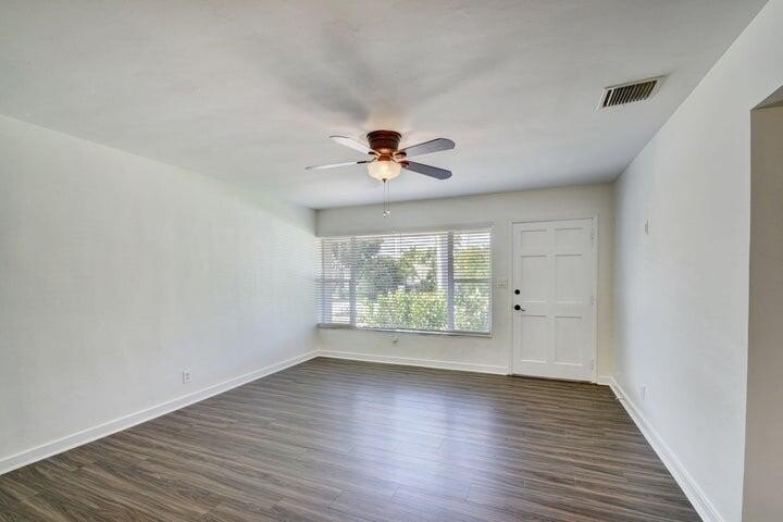 Lake Worth Beach, Florida, 33460, United States, 4 Bedrooms Bedrooms, ,2 BathroomsBathrooms,Residential,Forsale,1969910