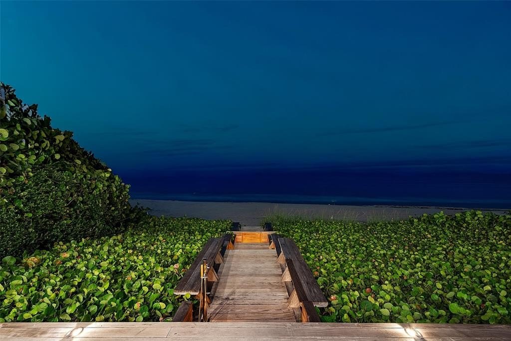 Highland Beach, Florida, 33487, United States, 4 Bedrooms Bedrooms, ,4.5 BathroomsBathrooms,Residential,Forsale,1968238