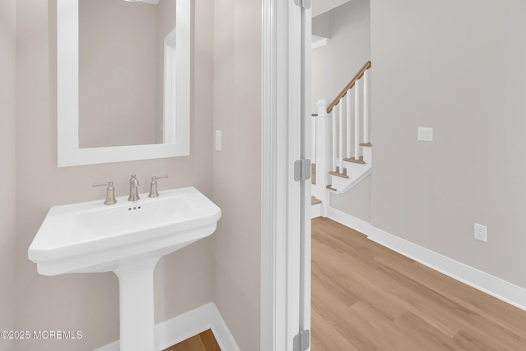 Manalapan, New Jersey, 07726, United States, 3 Bedrooms Bedrooms, ,3.5 BathroomsBathrooms,Residential,Forsale,1984550