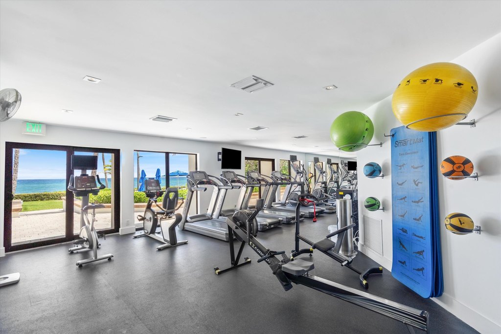 Highland Beach, Florida, 33487, United States, 2 Bedrooms Bedrooms, ,2 BathroomsBathrooms,Residential,Forsale,1929752