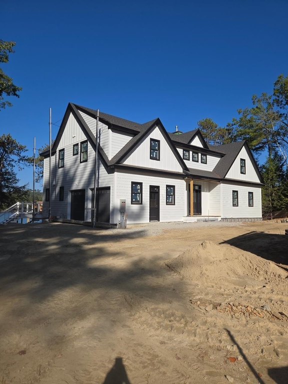 Meredith, New Hampshire, 03253, United States, 6 Bedrooms Bedrooms, ,6.5 BathroomsBathrooms,Residential,Forsale,1893919