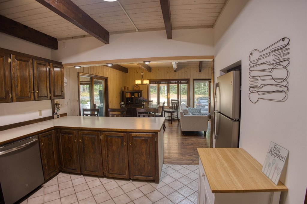 Freedom, New Hampshire, 03836, United States, 2 Bedrooms Bedrooms, ,2 BathroomsBathrooms,Residential,Forsale,2010620