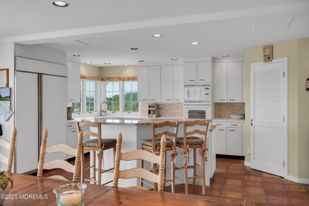 Mantoloking, New Jersey, 08738, United States, 5 Bedrooms Bedrooms, ,4.5 BathroomsBathrooms,Residential,Forsale,1966041