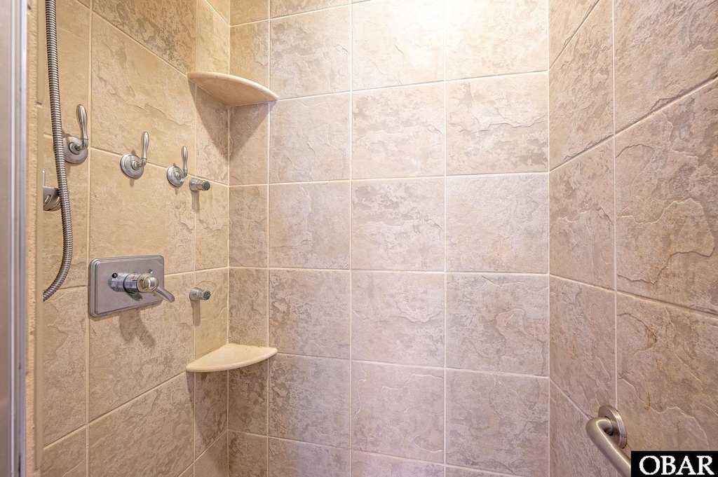 Powells Point, North Carolina, 27966, United States, 3 Bedrooms Bedrooms, ,2.5 BathroomsBathrooms,Residential,Forsale,1951929