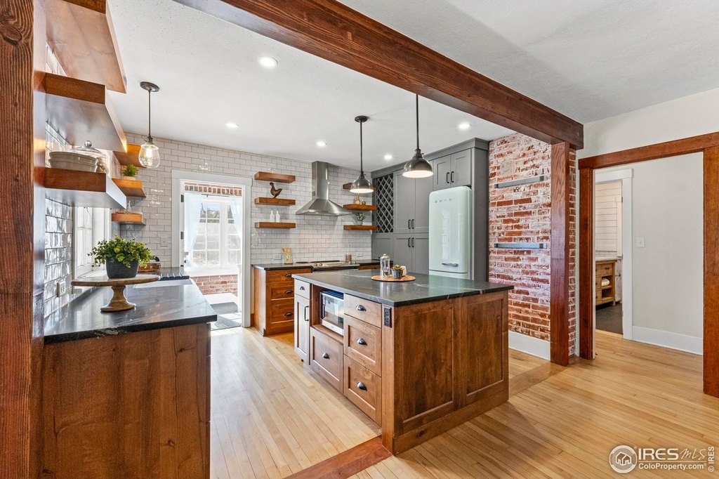 Fort Collins, Colorado, 80521, United States, 4 Bedrooms Bedrooms, ,2 BathroomsBathrooms,Residential,Forsale,1926791