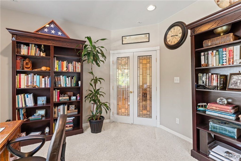 Lake Arrowhead, California, 92317, United States, 4 Bedrooms Bedrooms, ,4 BathroomsBathrooms,Residential,Forsale,1886288