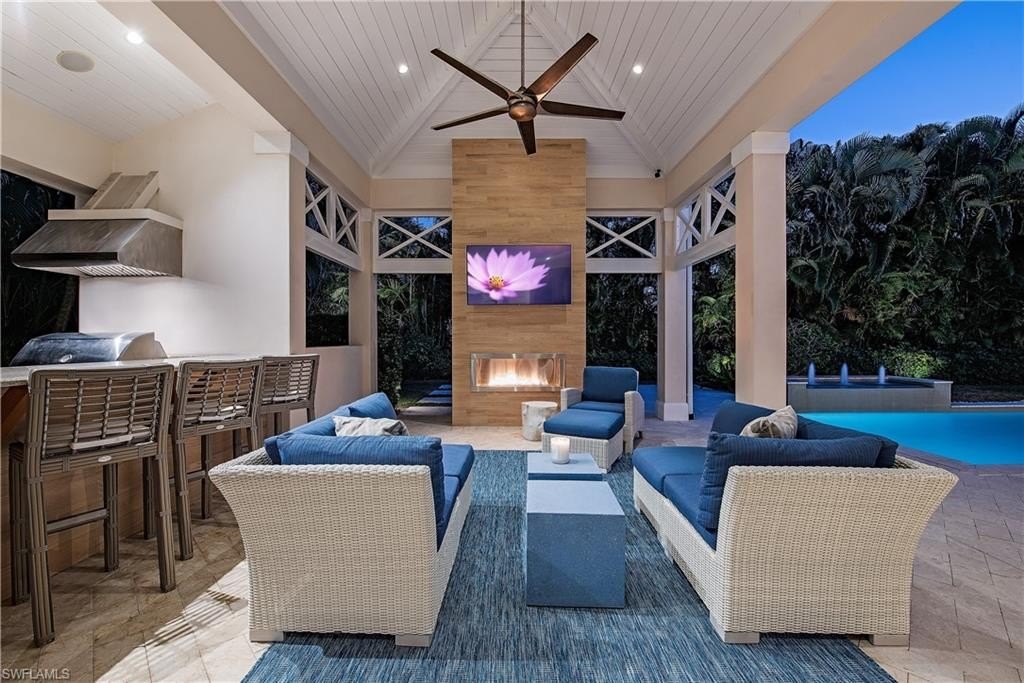 NAPLES, Florida, 34102, United States, 4 Bedrooms Bedrooms, ,4.5 BathroomsBathrooms,Residential,Forsale,2011527