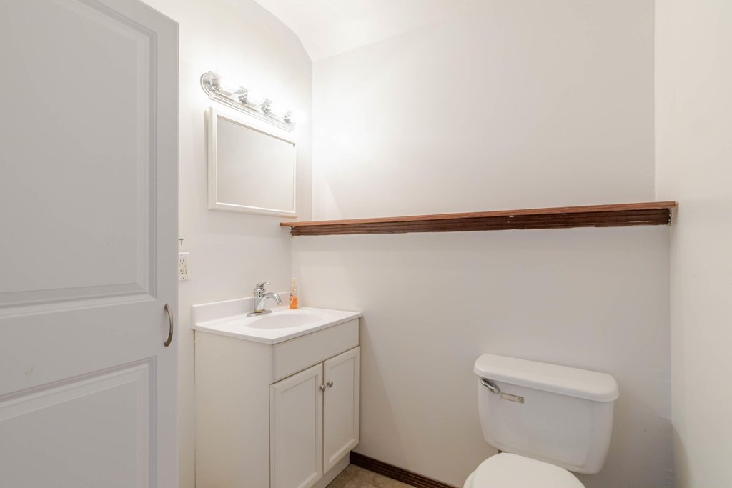 Black Hawk, South Dakota, 57718, United States, 3 Bedrooms Bedrooms, ,2.5 BathroomsBathrooms,Residential,Forsale,2011093