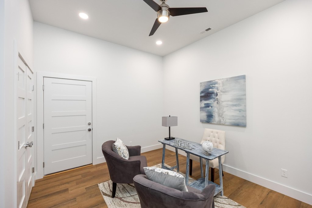 Chattanooga, Tennessee, 37405, United States, 4 Bedrooms Bedrooms, ,4.5 BathroomsBathrooms,Residential,Forsale,2009592