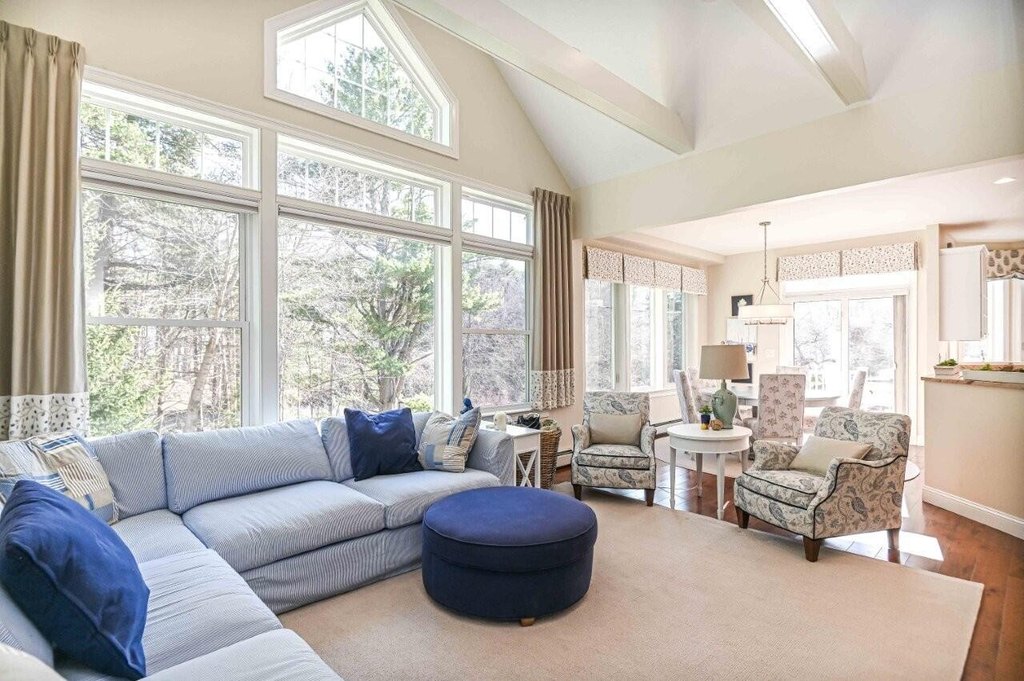 Ogunquit, Maine, 03907, United States, 4 Bedrooms Bedrooms, ,3 BathroomsBathrooms,Residential,Forsale,1894028